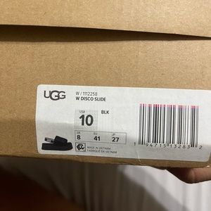 Black Ugg slides with fur